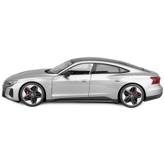 2022 Audi RS e-tron GT Silver Metallic with Sunroof 1/18 Diecast Model Car by Bburago