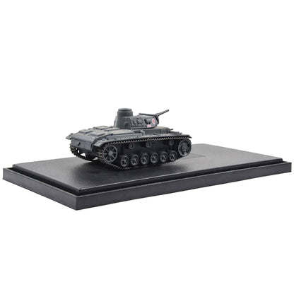 German Sd. Kfz. 141 PzKpfw III Ausf. G Medium Tank - II./Panzer Regiment.35 4.Panzer Division 1941 1/72 Diecast Model by Panzerkampf