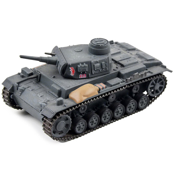 German Sd. Kfz. 141 PzKpfw III Ausf. G Medium Tank - II./Panzer Regiment.35 4.Panzer Division 1941 1/72 Diecast Model by Panzerkampf