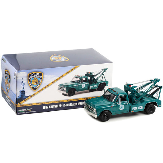 1967 Chevrolet C-30 Dually Wrecker Tow Truck Green "NYPD (New York City Police Department)" 1/18 Diecast Car Model by Greenlight