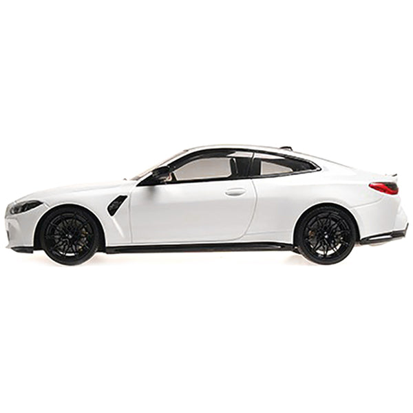 2020 BMW M4 White with Carbon Top Limited Edition to 720 pieces Worldwide 1/18 Diecast Model Car by Minichamps