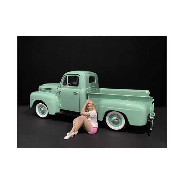 Car Girl in Tee Madee Figurine for 1/24 Scale Models by American Diorama