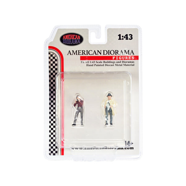 "Race Day" Two Diecast Figures Set 3 for 1/43 Scale Models by American Diorama