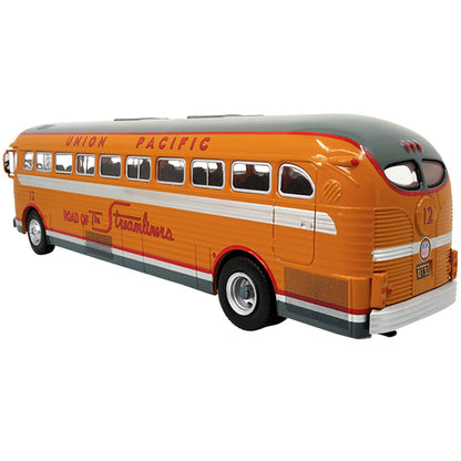 1948 GM PD-4151 Silversides Coach Bus "Union Pacific: Road of the Steamliners" "Vintage Bus & Motorcoach Collection" 1/43 Diecast Model by Iconic Replicas