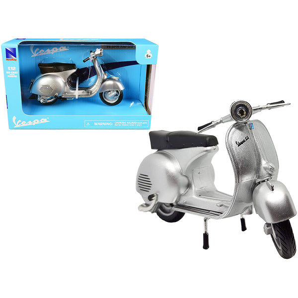 Vespa 150 GS Silver Metallic 1/12 Diecast Motorcycle Model by New Ray