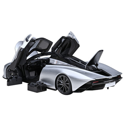 McLaren Speedtail Supernova Silver Metallic with Black Top and Suitcase Accessories 1/18 Model Car by Autoart