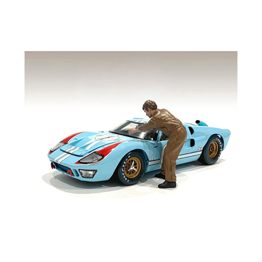 "Race Day 1" Figurine V for 1/18 Scale Models by American Diorama