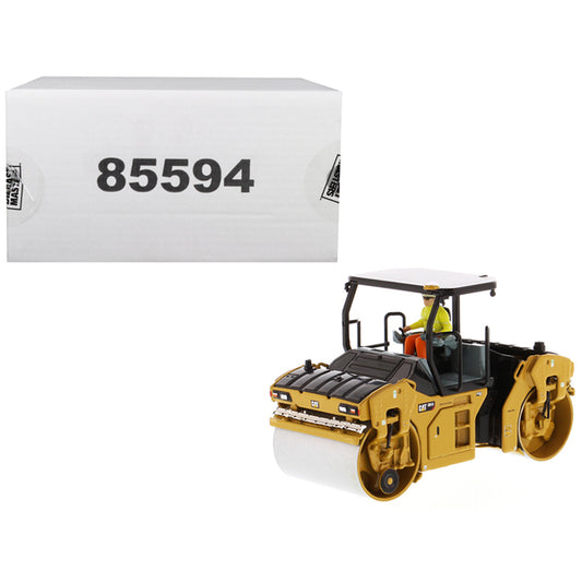 CAT Caterpillar CB-13 Tandem Vibratory Roller with ROPS (Roll Over Protective Structure) and Operator "High Line Series" 1/50 Diecast Model by Diecast Masters