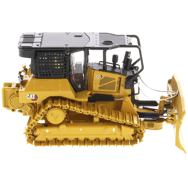 CAT Caterpillar D5 LGP Track Type Tractor Fire Dozer Yellow with Operator "High Line" Series 1/50 Diecast Model by Diecast Masters