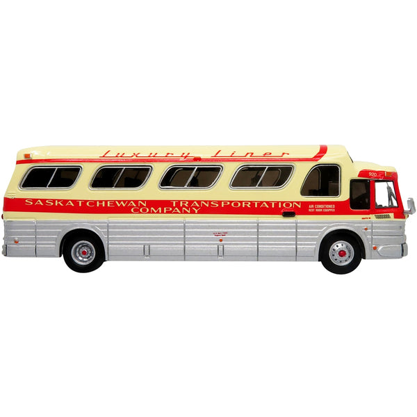 1966 GM PD4107 "Buffalo" Coach Bus "Saskatchewan Transportation Company" Destination: Saskatoon (Canada) "Vintage Bus & Motorcoach Collection" 1/87 Diecast Model by Iconic Replicas