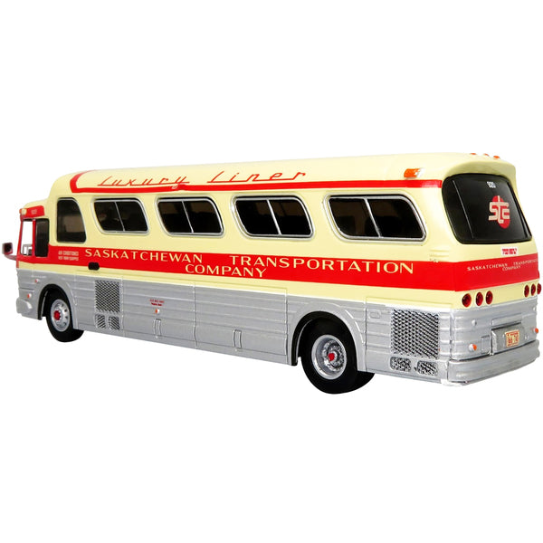 1966 GM PD4107 "Buffalo" Coach Bus "Saskatchewan Transportation Company" Destination: Saskatoon (Canada) "Vintage Bus & Motorcoach Collection" 1/87 Diecast Model by Iconic Replicas