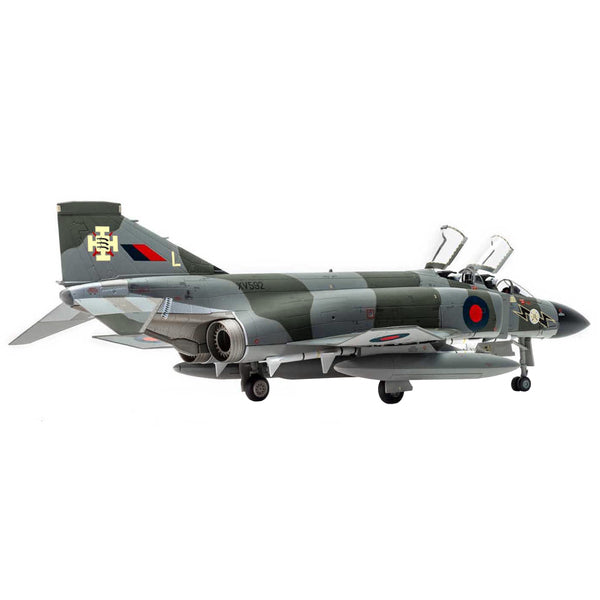 McDonnell Douglas F-4 Phantom FG.1 Fighter Aircraft "XV592/L RAF 111 Squadron Leuchars Fife Scotland" (1970s) "The Aviation Archive" Series 1/48 Diecast Model by Corgi