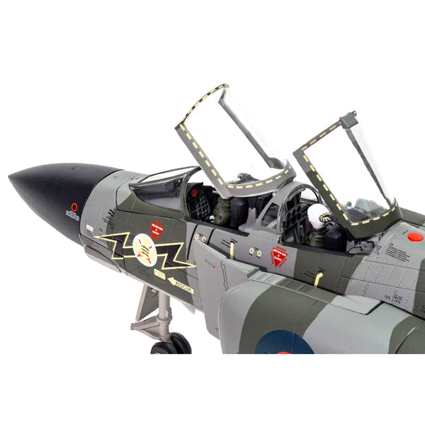 McDonnell Douglas F-4 Phantom FG.1 Fighter Aircraft "XV592/L RAF 111 Squadron Leuchars Fife Scotland" (1970s) "The Aviation Archive" Series 1/48 Diecast Model by Corgi