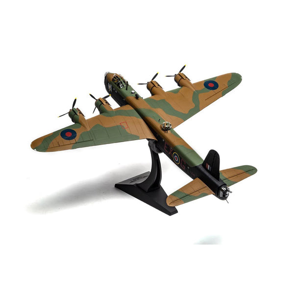 Short Stirling Bomber Aircraft "LJ542 EX-G The Gremlin Teaser RAF No.199 Squadron North Creake" (1944) Royal Air Force "The Aviation Archive" Series 1/72 Diecast Model by Corgi