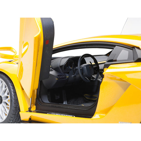 Lamborghini Aventador S New Giallo Orion/ Pearl Yellow 1/18 Model Car by Autoart