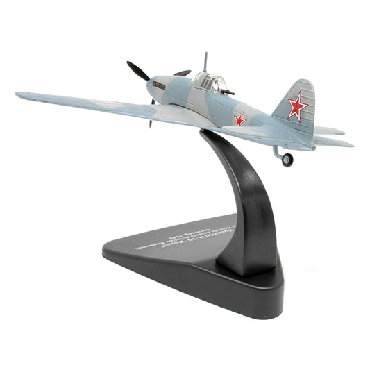 Ilyushin Il-10 "Beast" War Plane 108th Guards Assault Aviation Regiment Germany (1945) "Oxford Aviation" Series 1/72 Diecast Model Airplane by Oxford Diecast