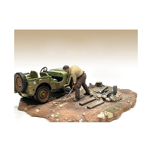 "4X4 Mechanic" Figure 4 for 1/18 Scale Models by American Diorama