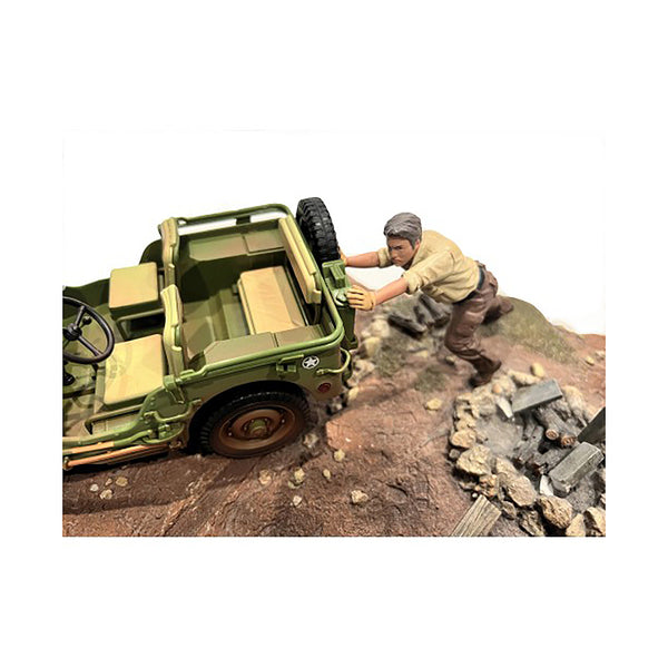 "4X4 Mechanic" Figure 5 for 1/18 Scale Models by American Diorama