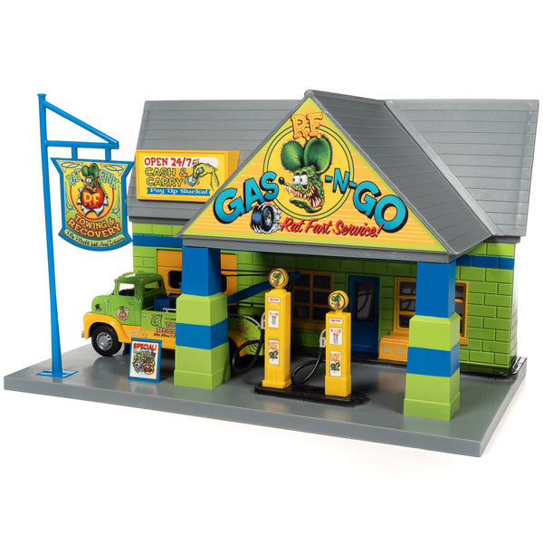 "Rat Fink Towing & Recovery" Garage and Tow Truck Diorama Set for 1/32 Scale Models by Auto World