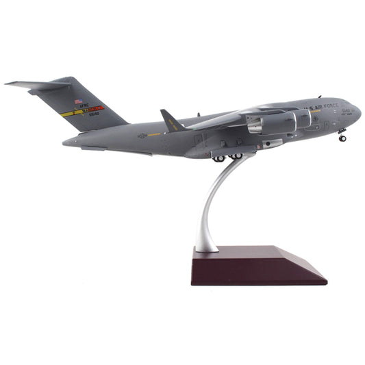 Boeing C-17 Globemaster III Transport Aircraft "March Air Force Base" United States Air Force "Gemini 200" Series 1/200 Diecast Model Airplane by GeminiJets