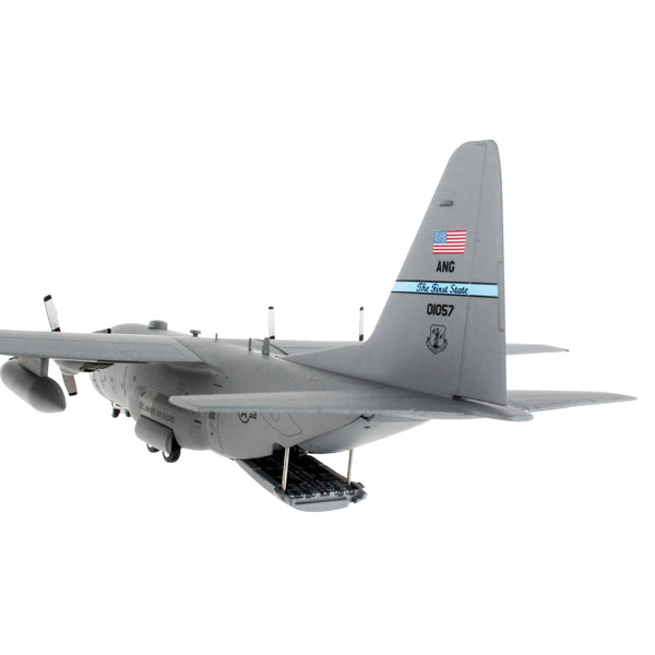 Lockheed C-130H Hercules Transport Aircraft "Delaware Air National Guard" United States Air Force "Gemini 200" Series 1/200 Diecast Model Airplane by GeminiJets