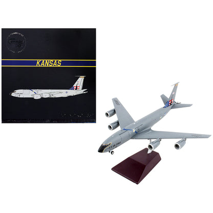 Boeing KC-135 Stratotanker Tanker Aircraft "Kansas Air National Guard" United States Air Force "Gemini 200" Series 1/200 Diecast Model Airplane by GeminiJets