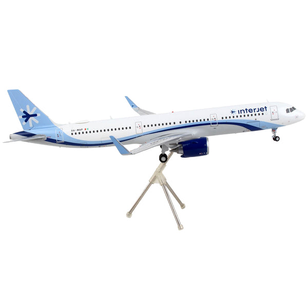 Airbus A321neo Commercial Aircraft "Interjet" White with Blue Stripes "Gemini 200" Series 1/200 Diecast Model Airplane by GeminiJets