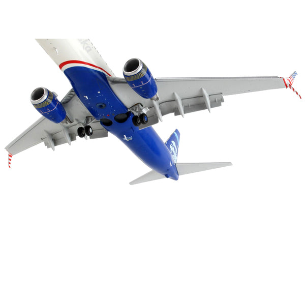 Boeing 737-800 Commercial Aircraft with Flaps Down "Alaska Airlines - Honoring Those Who Serve" White and Blue "Gemini 200" Series 1/200 Diecast Model Airplane by GeminiJets