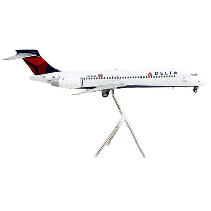 Boeing 717-200 Commercial Aircraft "Delta Air Lines" White with Blue Tail "Gemini 200" Series 1/200 Diecast Model Airplane by GeminiJets