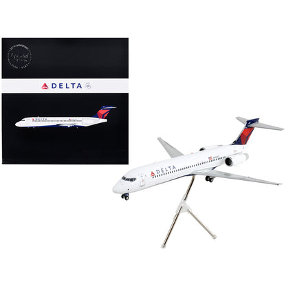 Boeing 717-200 Commercial Aircraft "Delta Air Lines" White with Blue Tail "Gemini 200" Series 1/200 Diecast Model Airplane by GeminiJets