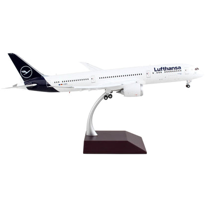 Boeing 787-9 Commercial Aircraft with Flaps Down "Lufthansa" White with Blue Tail "Gemini 200" Series 1/200 Diecast Model Airplane by GeminiJets