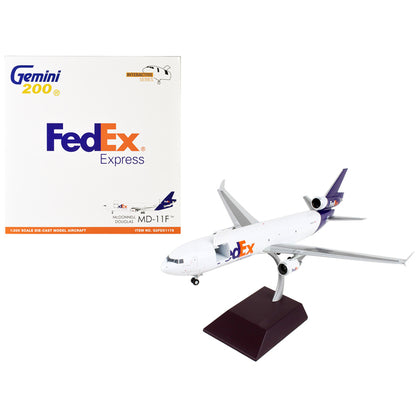 McDonnell Douglas MD-11F Commercial Aircraft "Federal Express" White with Purple Tail "Interactive Series" 1/200 Diecast Model Airplane by GeminiJets