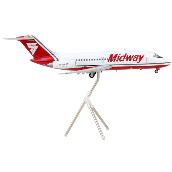 McDonnell Douglas DC-9-15 Commercial Aircraft "Midway Airlines" White with Red Tail "Gemini 200" Series 1/200 Diecast Model Airplane by GeminiJets