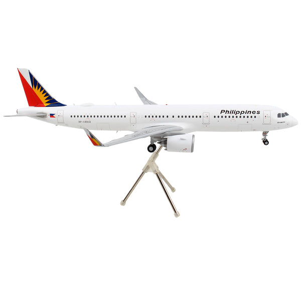 Airbus A321neo Commercial Aircraft "Philippine Airlines" White with Tail Graphics "Gemini 200" Series 1/200 Diecast Model Airplane by GeminiJets