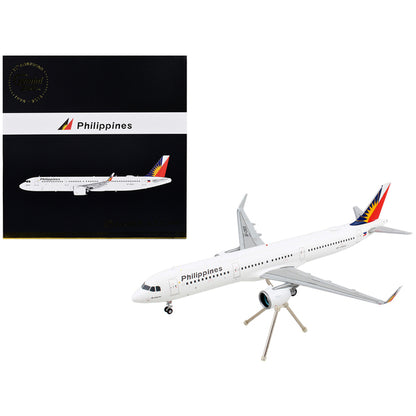 Airbus A321neo Commercial Aircraft "Philippine Airlines" White with Tail Graphics "Gemini 200" Series 1/200 Diecast Model Airplane by GeminiJets