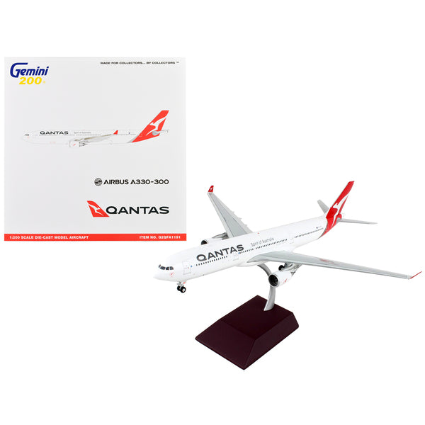 Airbus A330-300 Commercial Aircraft "Qantas Airways - Spirit of Australia" White with Red Tail "Gemini 200" Series 1/200 Diecast Model Airplane by GeminiJets