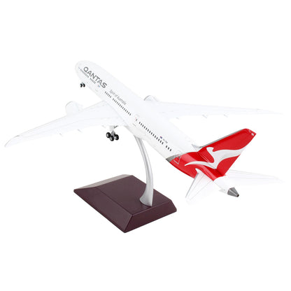 Boeing 787-9 Commercial Aircraft "Qantas Airways - Spirit of Australia" White with Red Tail "Gemini 200" Series 1/200 Diecast Model Airplane by GeminiJets