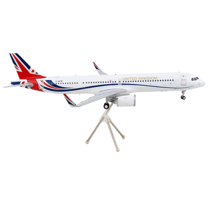 Airbus A321neo Commercial Aircraft "British Royal Air Force" White with United Kingdom Flag Graphics "Gemini 200" Series 1/200 Diecast Model Airplane by GeminiJets