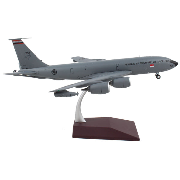 Boeing KC-135R Stratotanker Tanker Aircraft "Republic of Singapore Air Force" Gray "Gemini 200" Series 1/200 Diecast Model Airplane by GeminiJets