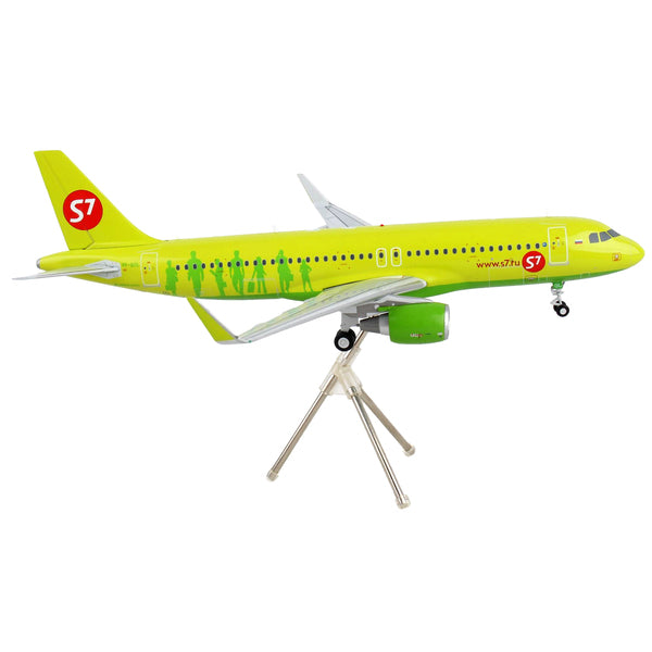 Airbus A320 Commercial Aircraft "S7 Airlines" Lime Green "Gemini 200" Series 1/200 Diecast Model Airplane by GeminiJets