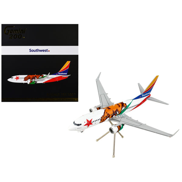 Boeing 737-700 Commercial Aircraft "Southwest Airlines - California One" California Flag Livery "Gemini 200" Series 1/200 Diecast Model Airplane by GeminiJets