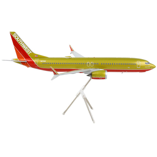 Boeing 737 MAX 8 Commercial Aircraft "Southwest Airlines" Gold and Red "Gemini 200" Series 1/200 Diecast Model Airplane by GeminiJets