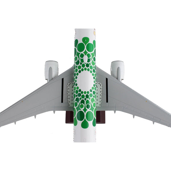 Boeing 777-300ER Commercial Aircraft "Emirates Airlines - Dubai Expo 2020" White with Green Graphics "Gemini 200" Series 1/200 Diecast Model Airplane by GeminiJets