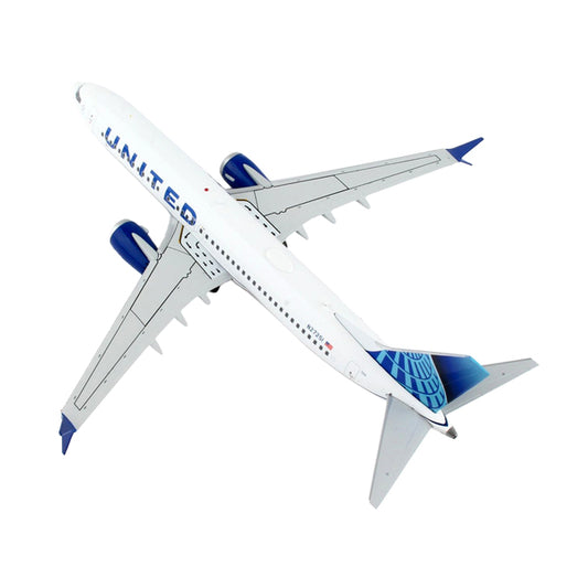 Boeing 737 MAX 8 Commercial Aircraft "United Airlines" White with Blue Tail "Gemini 200" Series 1/200 Diecast Model Airplane by GeminiJets