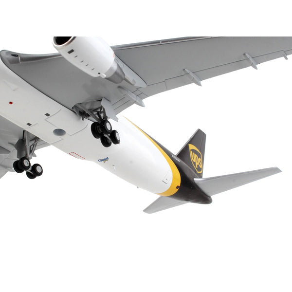 Boeing 767-300F Commercial Aircraft "UPS Worldwide Services" White with Black Tail "Gemini 200" Series 1/200 Diecast Model Airplane by GeminiJets