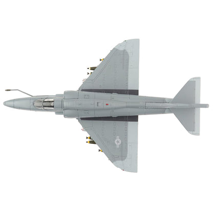 Douglas A-4F Skyhawk Attack Aircraft VMA-142 "Flying Gators" (1984) "Air Power Series" 1/72 Diecast Model by Hobby Master