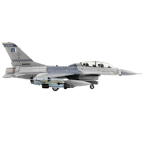 Lockheed Martin F-16BM Fighting Falcon Fighter Aircraft "84606 Su-30 Killer Pakistan Air Force" (2022) "Air Power Series" 1/72 Diecast Model by Hobby Master