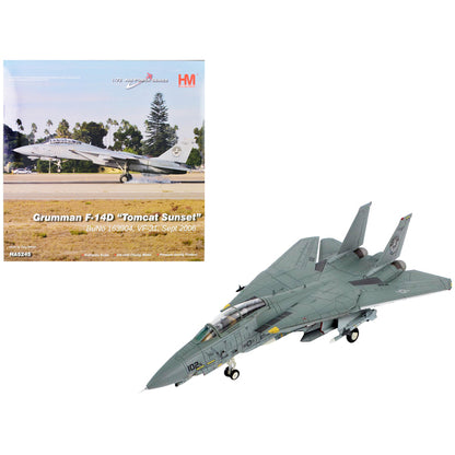 Grumman F-14D Tomcat Fighter Aircraft "VF-31 Tomcat Sunset" (2006) United States Air Force "Air Power Series" 1/72 Diecast Model by Hobby Master