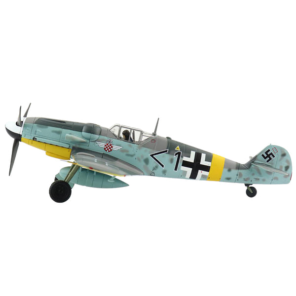 Messerschmitt BF 109G-6 Fighter Aircraft "Mato Dukovac 15. (kroat)/JG.52 Croatia Air Force Crimea" (April 1944) "Air Power Series" 1/48 Diecast Model by Hobby Master