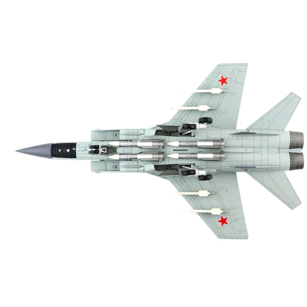 Mikoyan MiG-31B Foxhound Aircraft "Blue 08 Russian Air Force" "Air Power Series" 1/72 Diecast Model by Hobby Master